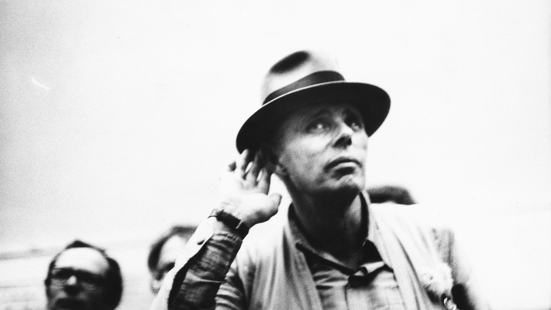 img_dgal_59b327415ee41Galeria_BEUYS_3.jpg