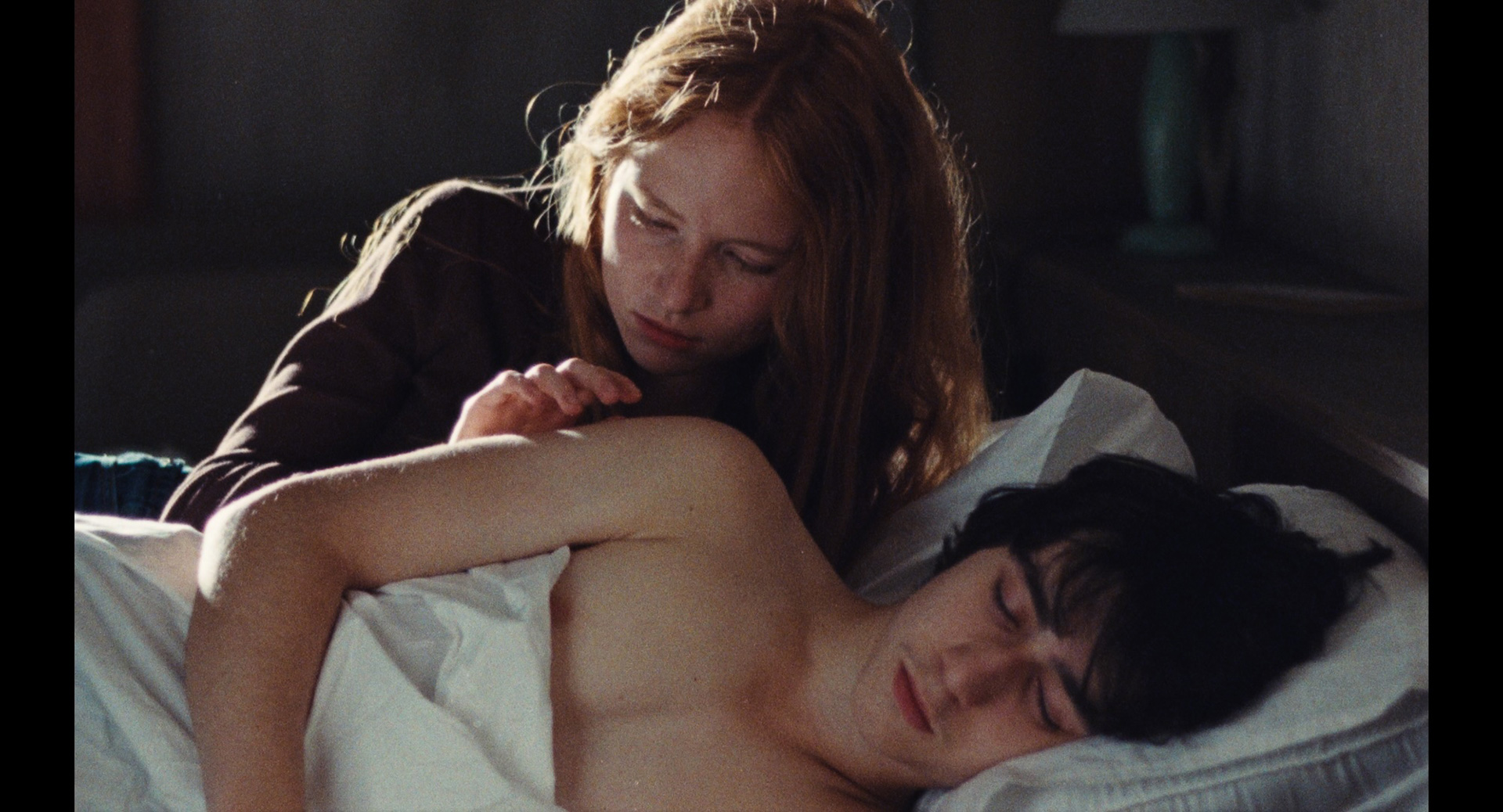 img_dgal_6aa43ef5e95cdGOODBYE_CRUEL_WORLD_Still3.jpg