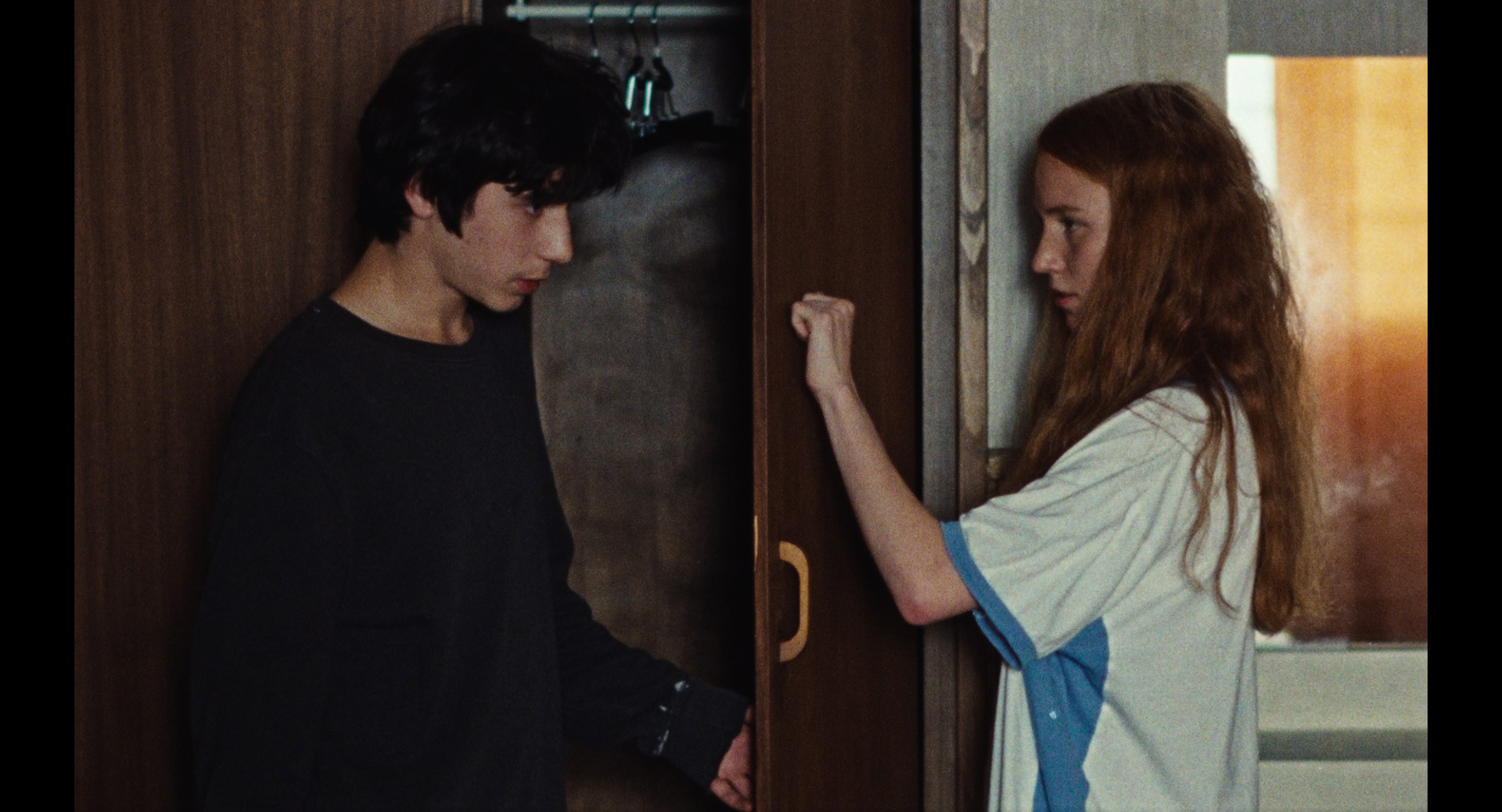 img_dgal_6aa43ef5e95cdGOODBYE_CRUEL_WORLD_Still4.jpg